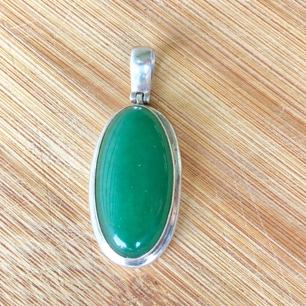 Sterling Silver and green gemstone pendant